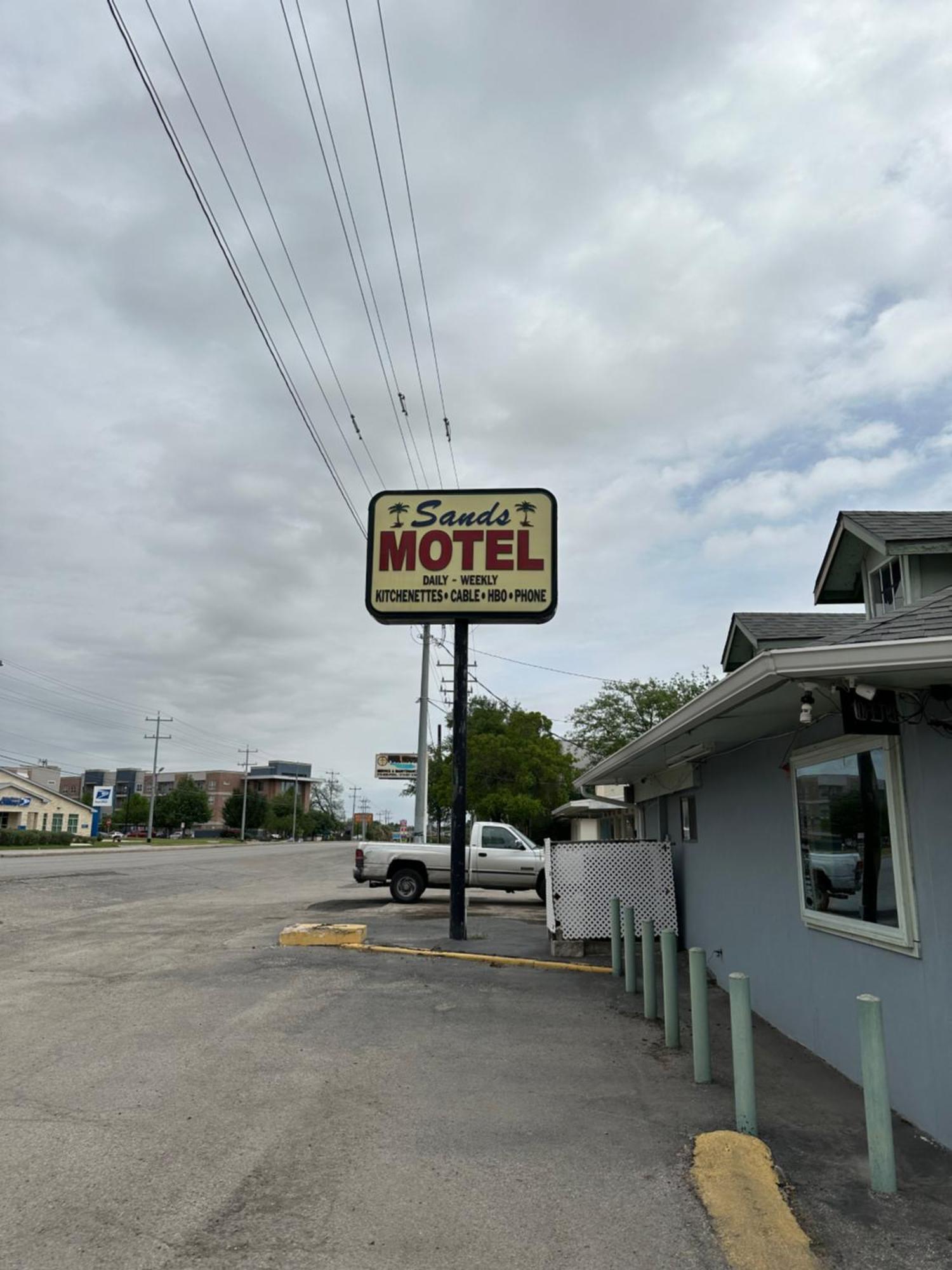 Sands Motel Сан-Антонио Экстерьер фото